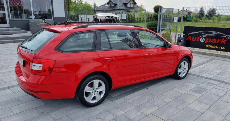 Skoda Octavia cena 49900 przebieg: 149900, rok produkcji 2020 z Kosów Lacki małe 277